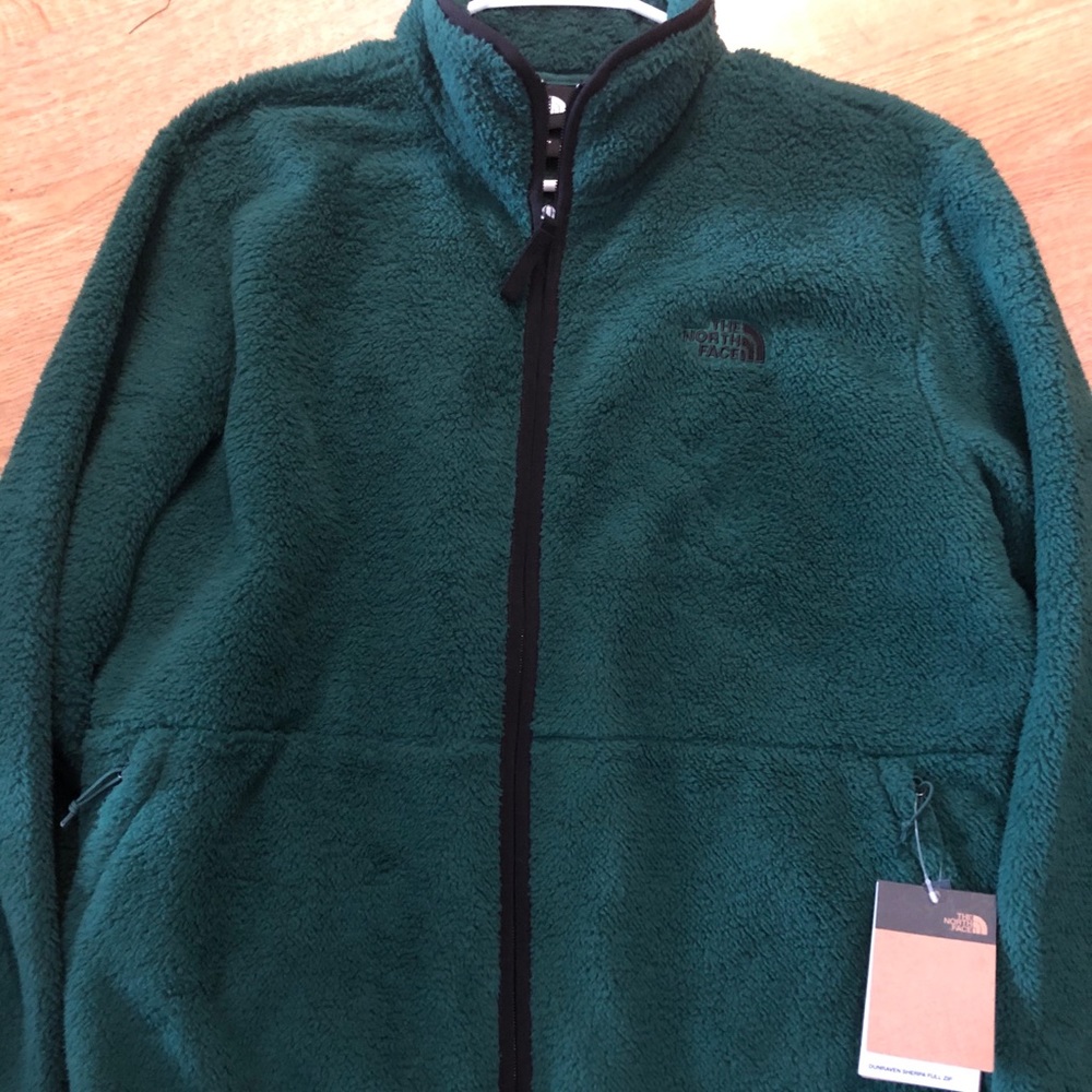 New Northface men’s fleece jacket size XL